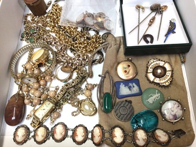 Lot 123 - Group of antique and vintage jewellery including Victorian stick pins, Victorian and later brooches, silver mounted cameo bracelet, gilt metal chains and bijouterie