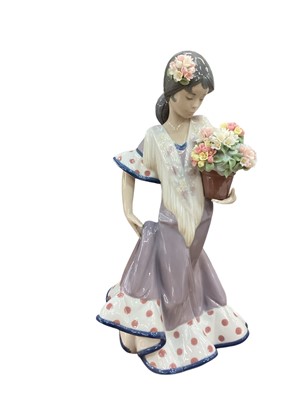 Lot 1277 - Lladro porcelain figure - Flor Maria, boxed