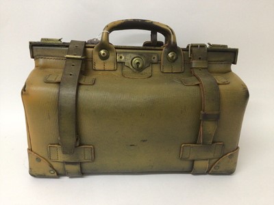 Lot 2146 - Gladstone bag with metal fastenings and leather straps