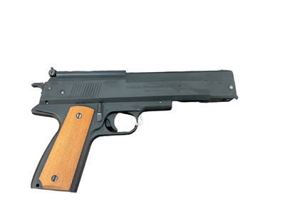 Lot 922 - Weihrauch Model HW45 .177 air pistol