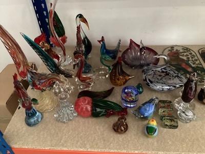 Lot 1289 - Large collection of coloured glassware including art glass animals (1shelf)