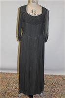 Lot 3051 - Ladies' vintage dresses - 1940s black silk...