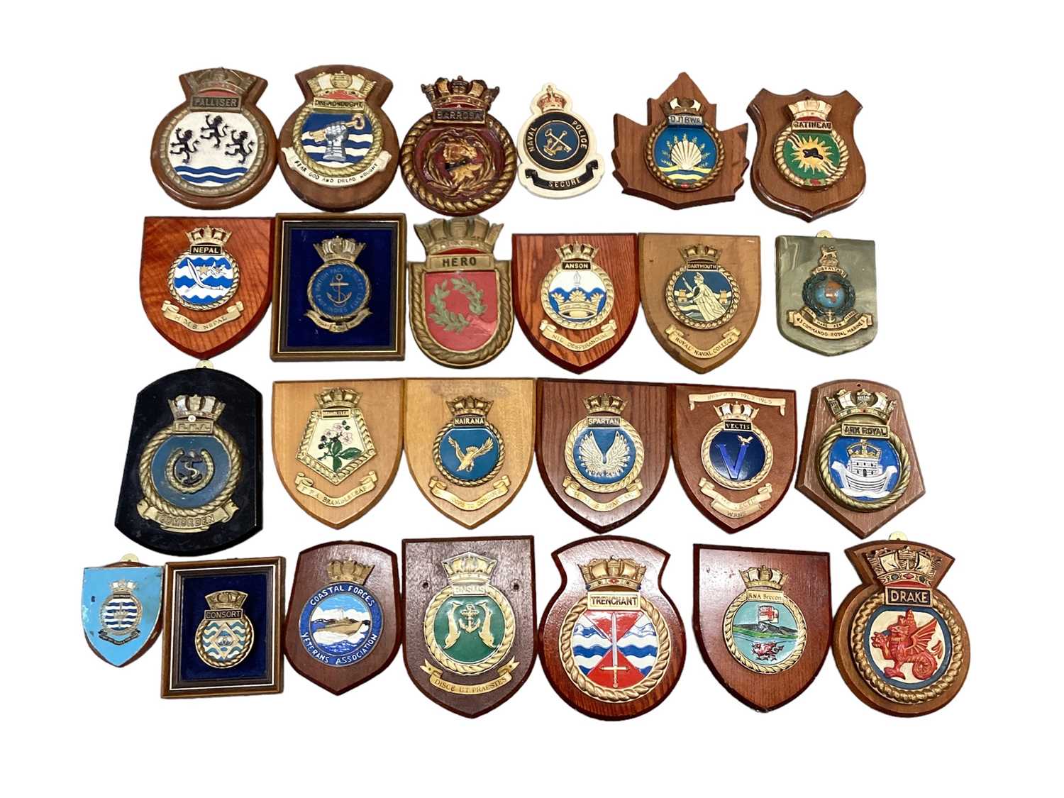 Lot 855 - Collection of various military related crests to include ships and navy associations (24)