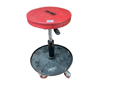 Lot 996 - Clarke height adjustable garage seat on casters