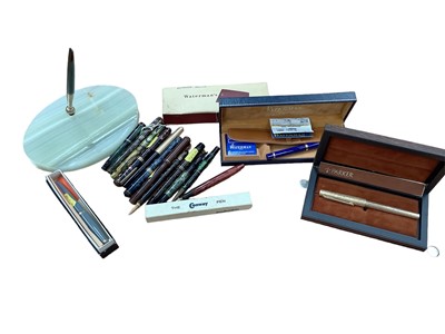 Lot 2653 - Collection of marbled fountain and other pens, including De La Rue, Waterman, Conway, Swan, etc