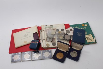 Lot 549 - G.B. - Mixed coins to include Royal Mint proof set 1970 cupro-nickel Crowns & other issues (Qty)