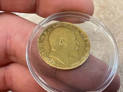 Lot 550 - Canada - Ottawa Mint Specimen Gold Sovereign Edward VII 1908c (N.B. Of the highest rarity - rating 6), this example, originally with satin finish, shows signs of wear, with light cleaning marks and...