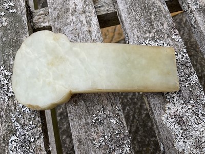 Lot 866 - Fine quality Chinese jade ruyi scepter