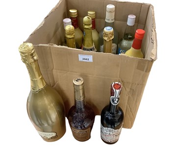 Lot 2662 - Thirteen bottles of various wines and spirits (13)