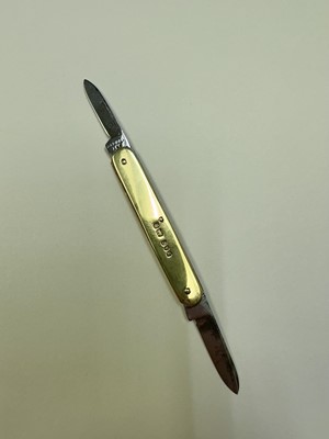 Lot 66 - Good quality Edwardian silver gilt penknife, the pair of knives marked Asprey, (Sheffield 1902), makers mark Brookes & Crookes, 12cm when open, 6cm closed
