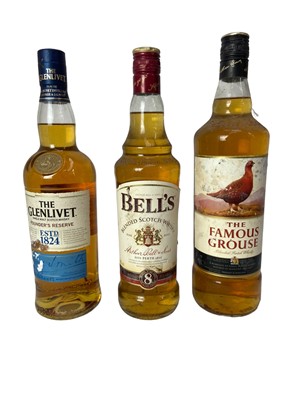 Lot 299 - Three bottles, Glenlivet Founder's Reserve Single Malt Whisky, The Famous Grouse and Bell's