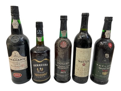 Lot 390 - Nine bottles, to include Taylor's LBV 1971 port, five other bottles of port, Graham's and Delaforce, together with three other bottles