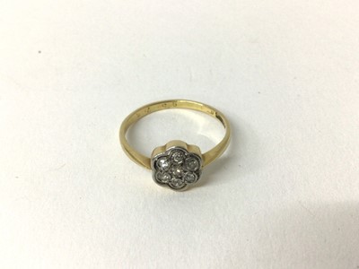 Lot 171 - Edwardian diamond cluster ring with a daisy shape flower head cluster of single cut diamonds in platinum setting on 18ct gold shank