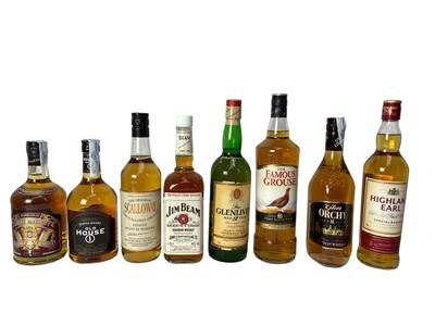 Lot 375 - Eight bottles, assorted whiskies to include The Glenlivet, Scalloway, Queen Margot and others