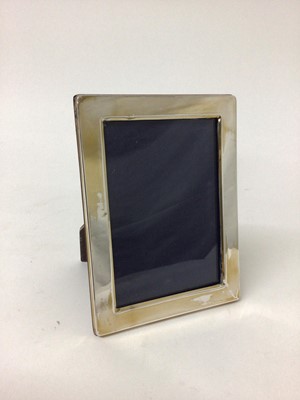 Lot 206 - Contemporary silver (925) photograph frame