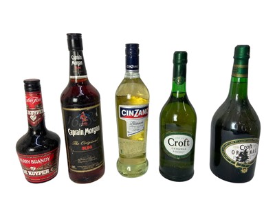 Lot 311 - Eleven bottles, to include sherry, rum and others