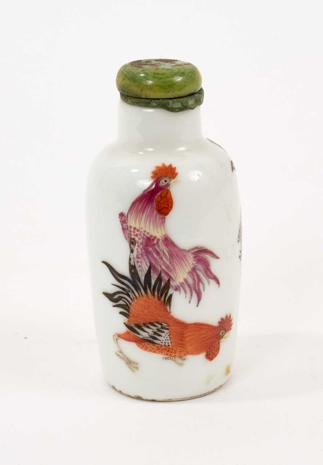 Lot 901 - Chinese famille rose porcelain snuff bottle, possibly Imperial, Guangxu mark and of the period