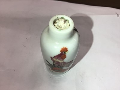 Lot 901 - Chinese famille rose porcelain snuff bottle, possibly Imperial, Guangxu mark and of the period