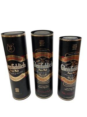 Lot 382 - Three bottles, Glenfiddich Single Malt Whisky, 43%, 1 litre (2) and 40%, 70cl.