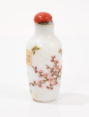 Lot 799 - 18th / 19th century enamelled milk glass snuff bottle, with Bluett & Sons label to base