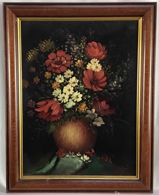 Lot 111 - English School 20th Century, oil on canvas - A still life of summer flowers, in wood frame. 40 x 30cm.
