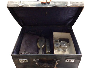 Lot 1094 - Large travelling case containing silver mounted dressing table items