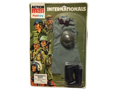 Lot 48 - Palitoy Action Man Internationals Uniforms including UN Peace Force, Russian Infantry & American Marine (x2), all on card with blister pack No.34284 (4)
