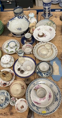 Lot 75 - 18th / 19th century English ceramics