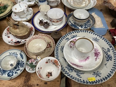 Lot 75 - 18th / 19th century English ceramics