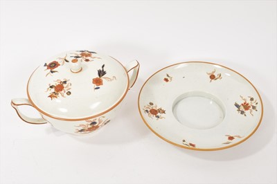 Lot 58 - Wedgwood pearlware ecuelle, cover and trembleuse stand