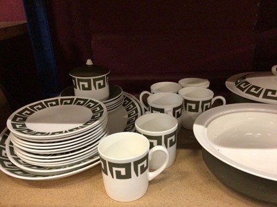 Lot 704 - Wedgwood Susie Cooper design tea and dinner service.