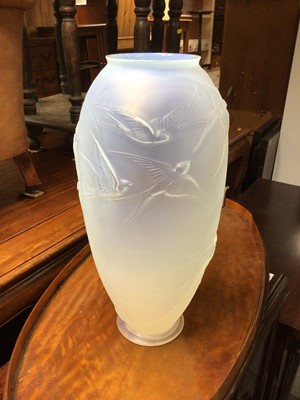 Lot 168 - Lalique style opalescent vase