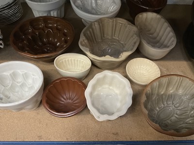 Lot 208 - Collection 12 ceramic jelly moulds