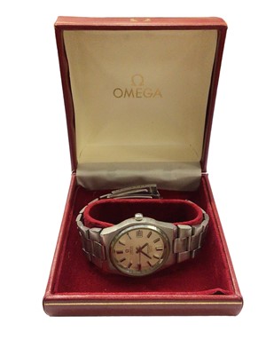 Lot 1050 - Omega Automatic Seamaster Cosmic 2000 stainless steel wristwatch in box