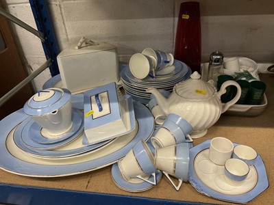 Lot 201 - Art Deco Palissy tea/ dinner ware and decorative china and glass