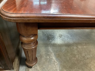 Lot 1278 - Edwardian extending dining table
