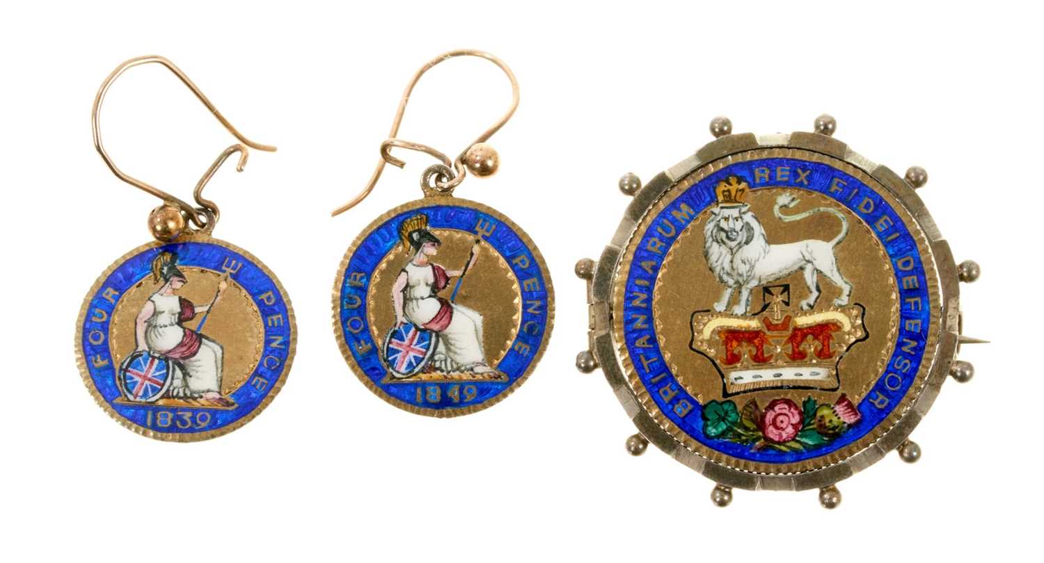 Lot 638 - George IV silver and enamel coin brooch and