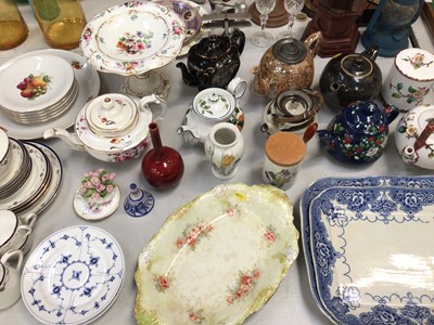 Lot 328 - 19th century English porcelain dessert comport with floral decoration, a similar teapot, various other teapots, three blue and white meat platters and other decorative ceramics