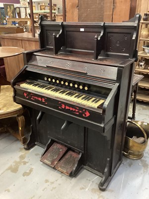 Lot 1329 - American Chicargo Cottage organ and pianola rolls