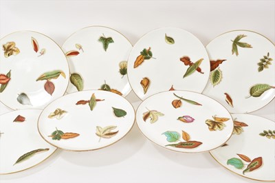 Lot 148 - A set of six Wedgwood ‘falling leaves’ pattern plates, and two low stands