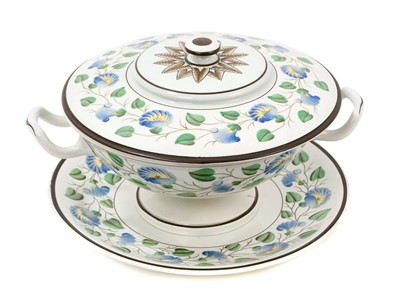 Lot 129 - Wedgwood pearlware sauce tureen, cover and stand, painted with flowers, circa 1810