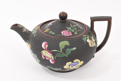 Lot 162 - Wedgwood basalt teapot and cover with enamelled decoration