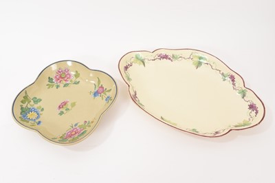 Lot 134 - Wedgwood Queensware oval dish, painted with vines, and a drabware dish painted with flowers