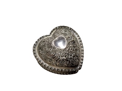 Lot 260 - Late 19th/early 20th century American silver heart shaped trinket box