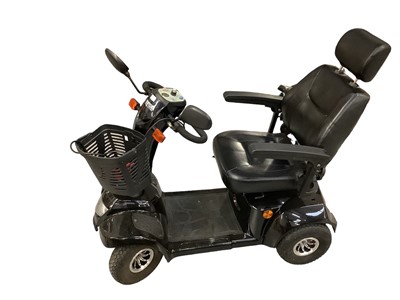 Lot 4 - Black Mobility Scooter with key