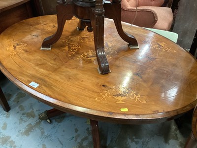 Lot 1307 - Victorian inlaid walnut oval Loo table on pedestal base