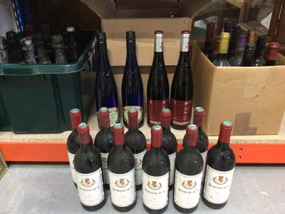 Lot 352 - Three boxes of assorted wines