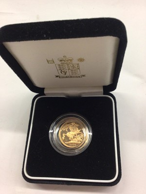 Lot 1046 - G.B. Royal Mint Queen Elizabeth II gold sovereign 2004, in case