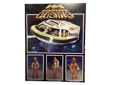 Lot 133 - Madelman (1980-1983) Cosmic Investigadora Espacial 6 1/2" action figure with yellow & white space suit, in window box Ref: 902 (1)