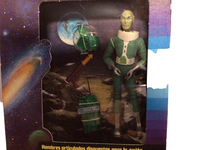 Lot 134 - Madelman (1980-1983) Cosmic Hombre Verde 6 1/2" action figure with green space suit, in window box Ref: 903 (1)